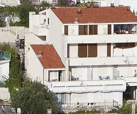 Gæstehus House Nede Medic 4*